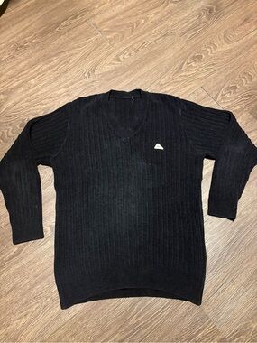 Monte Carlo Lambswool Black V-Neck Ribbed Sweater with Chest Emblem